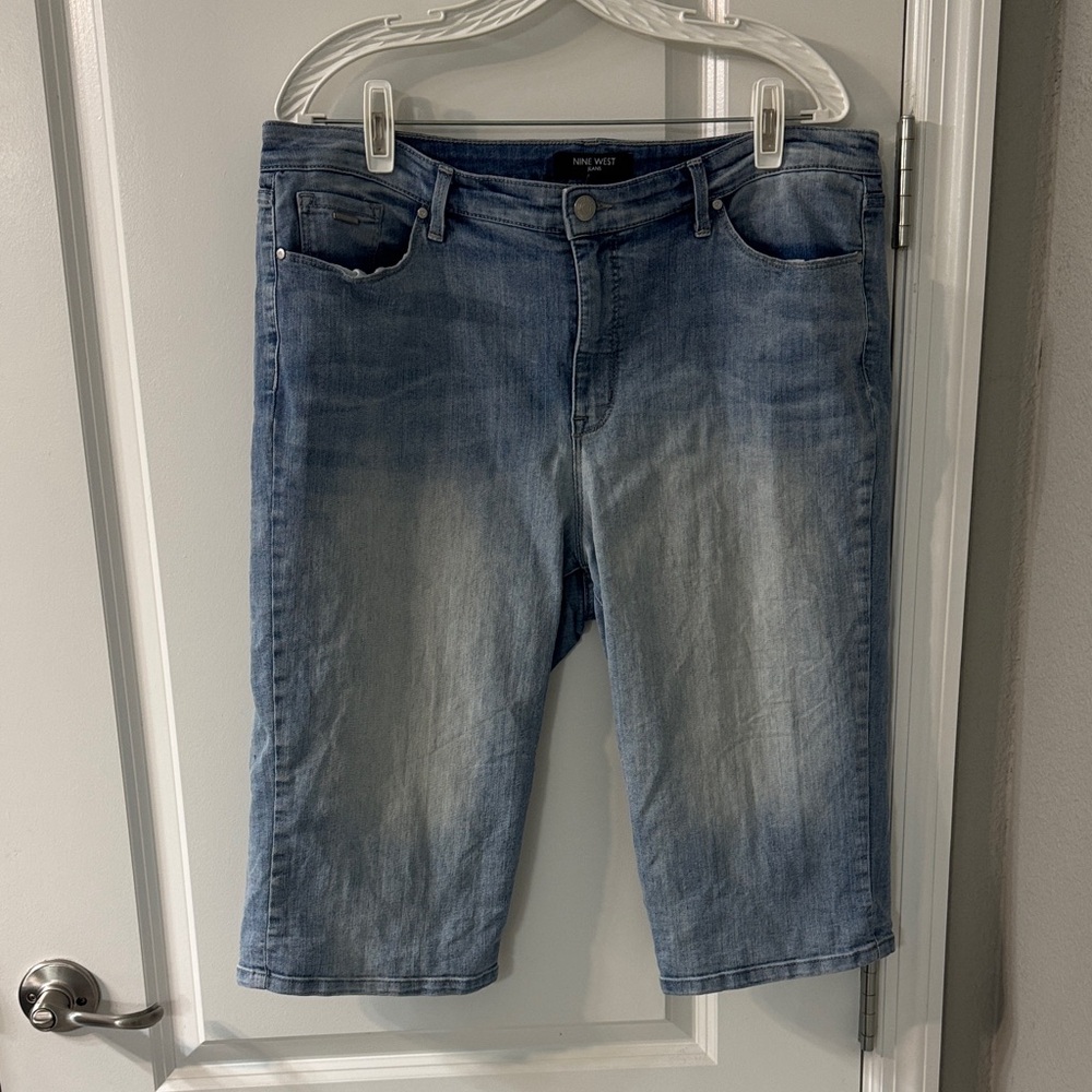 Nine West Jeans in Light Blue - Bermuda